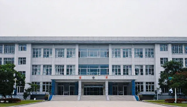 云运维平台性能优化与适用场景解析